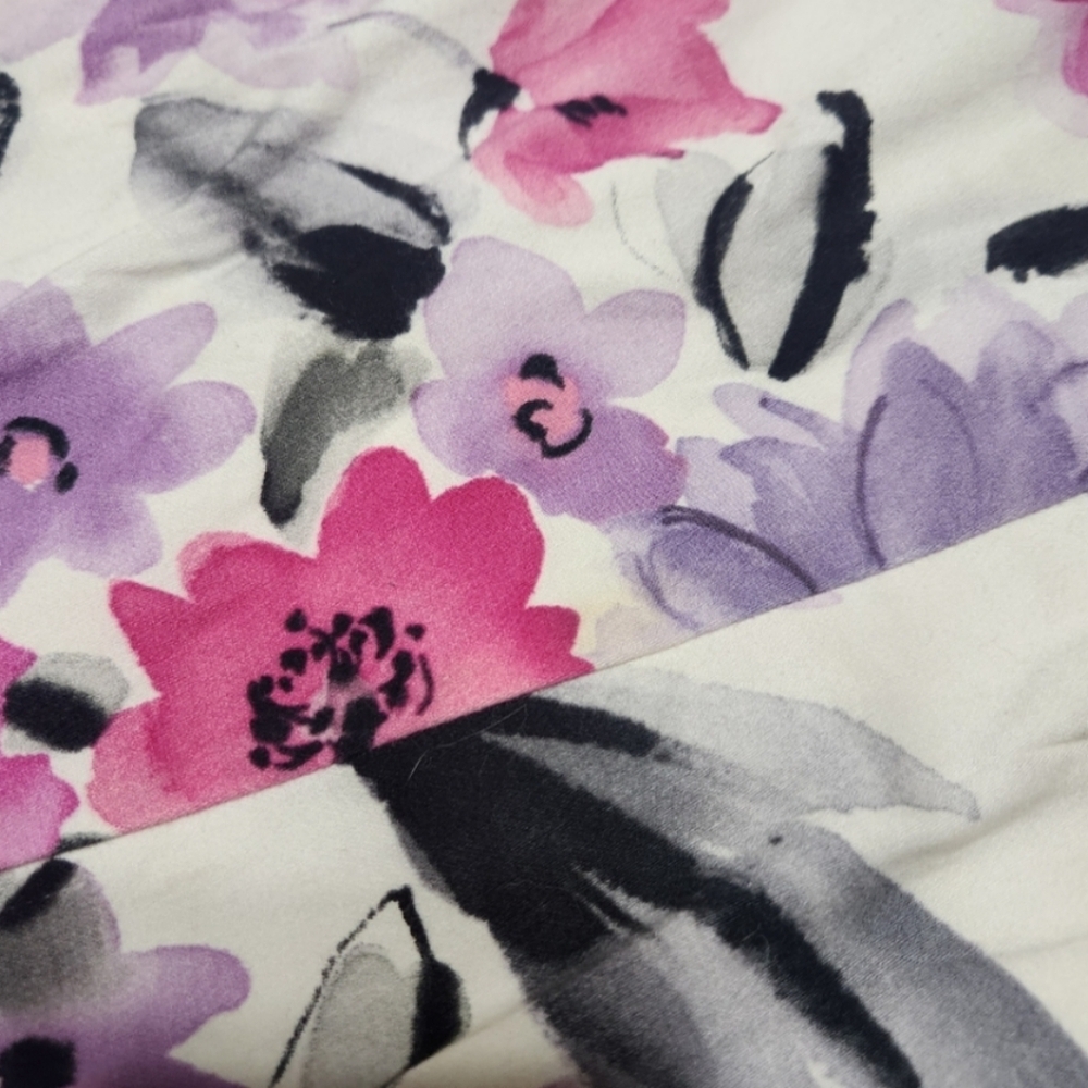 Dressbarn Flower Ladies Pencil Skirt - Picture 3 of 4